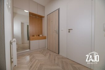3-izbový byt s veľkou terasou v širšom centre Trenčína - 16