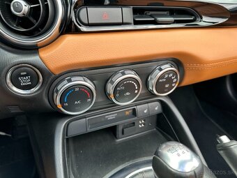 Fiat Spider 124 LUSSO 1.4 140k MultiAir • Odpočet DPH - 16