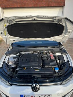 Volkswagen Golf 8 Variant 2,0TDI 2021 - 16