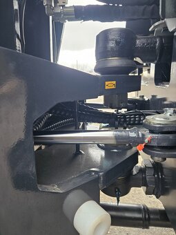 nakladač, kloubák, motor 50 Hp Kubota, 4 válce, - 16