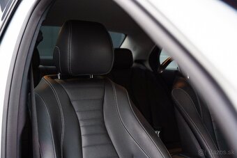 Mercedes-Benz E 220d 4Matic AMG Line - 16
