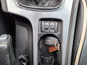 Ford Mondeo Combi 2.2 TDCi Titanium-AJ NA SPLÁTKY OD 59,90e - 16