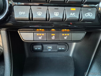 Kia Sportage 1.6 T-GDi Platinum 4WD Automat, TOP STAV - 16
