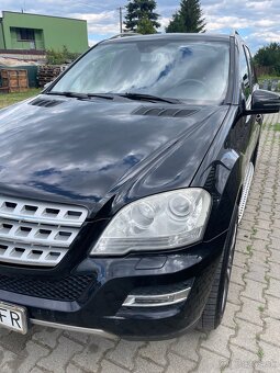 Mercedes benz ML 350 CDI - 16