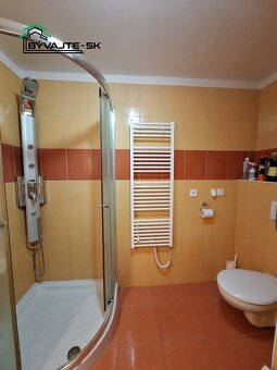 Štvorizbový byt v širšom centre mesta Prievidza. - 16