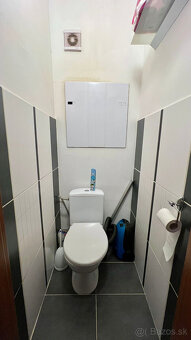 PREDAJ ATRAKTÍVNEHO 3-IZB. BYTU S LOGGIOU V PROSTREDÍ PLNOM - 16