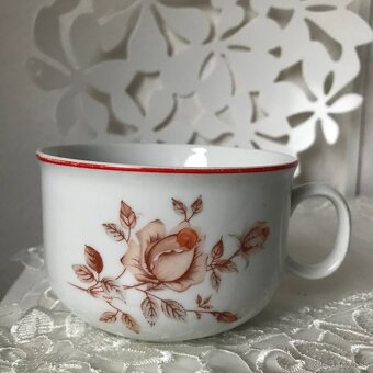 Predám svietnik, vianočný pohár, šálku, tácku - 16