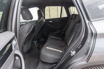 BMW X1 18i Sport Line automat - 16