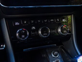 Škoda Superb Combi 2.0 TDI Style DSG, 110kW, 1.MAJITEL - 16