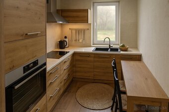 REZERVOVANÉ - RD (OBJEKT) V ATRAKTÍVNEJ LOKALITE SO SKLADOM - 16