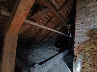 Rodinný dom v obci Čata - 16