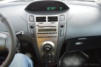 TOYOTA YARIS 1,33I 74kW Dual VVT-i Slovenské 2009 - 16
