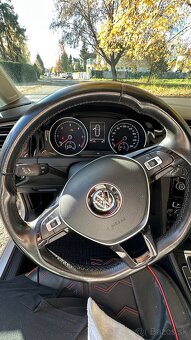 Volkswagen golf - 16