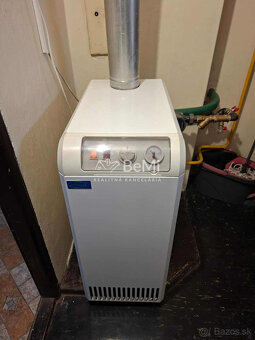 Rodinný dom s veľkou záhradou a garážou v tichej časti Choch - 16