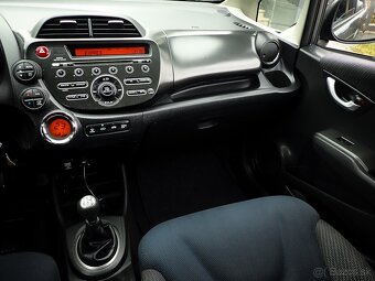HONDA JAZZ 1.4 i-VTEC benzin 2012 - 4 valec , STK, ŠPZ - - 16