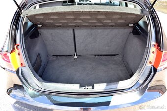 Seat Leon 1.6 TDI REFERENCE - 16