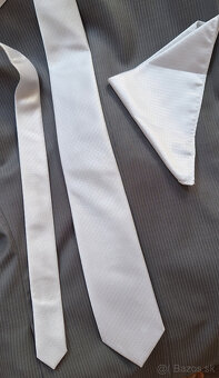 slim fit oblek Daniel Hechter + 2 kravaty - 16