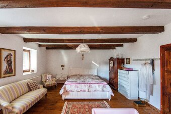 Dom pod storočnou hruškou - 16