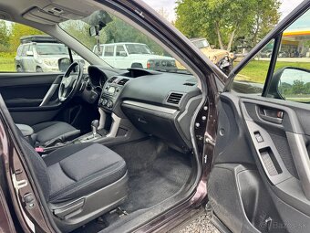 Subaru Forester 2.0i Comfort CVT - 16