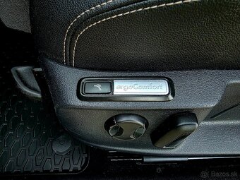 Volkswagen Passat B8 2.0 D - 16