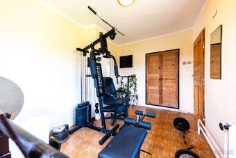 Rodinný dom so srdcom dediny a veľkou záhradou – Brunovce - 16