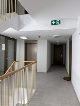 2-izbový byt s terasou v luxusnom projekte – VYDRICA - 16