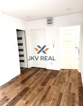 Exkluzívny 3,5 izbový byt s krásnym výhľadom na Bojnický zám - 16