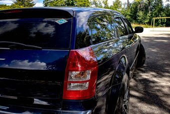 Chrysler 300 C - 16