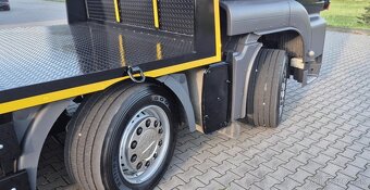 MAN TGS 26.480 8x2 E5 - odtahovka - 16