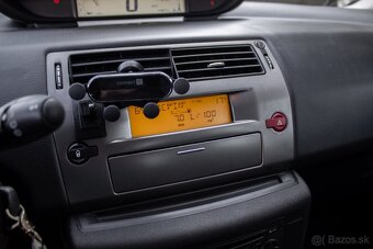 Citroën C4 1.4i 16V Seduction - 16