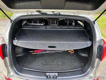 KIA sportage 1,7 CRDI  2WD PLATINUM - 16