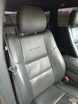 Jeep Grand Cherokee - 16