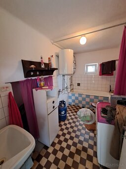 Nová cena - Krásny dom na predaj v obci Dolné Držkovce - 16