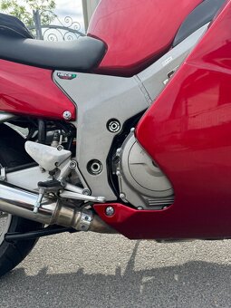 Honda CBR 1100 XX Super Black Bird - 16