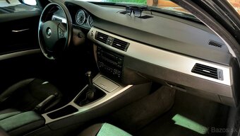 BMW E90 320i - 16