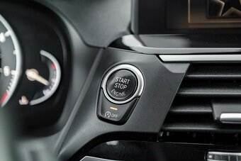 BMW X3 xDrive20d 140kW Luxury Line AT8 08/2018 - 16