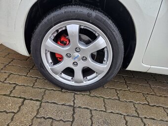 Nissan CUBE 1,6i 82000km SWISS - 16