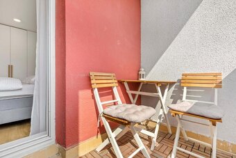 Na predaj: Dizajnový, priestranný 1-izbový byt vo výbornej l - 16