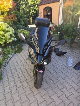 Suzuki gsx s 1000 gt - 16
