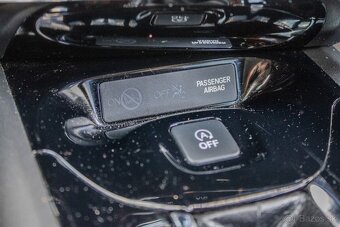 Honda HR-V 1.5 i-VTEC Executive CVT - 16