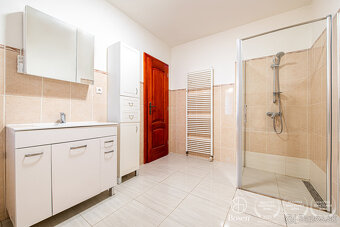 BOSEN | Rodinný dom vo výbornej lokalite 1008m2 - Trenčín - 16