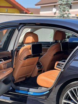 BMW Rad 7 M760Li xDrive A/T - 16