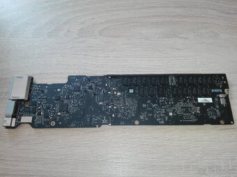 Apple MacBook Air.Mid 2011.A1369. EMC 2469. - 16