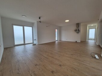 4 – IZB. BUNGALOV, 3 PARK.STÁTIA, TERASA,VEĽKÉ BLAHOVO - 16