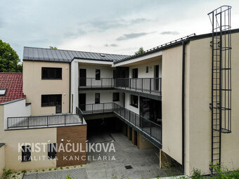 APARTMÁN V ŠTANDARDE S VLASTNÝM VSTUPOM, ZVOLEN - 16