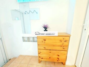 Investičná nehnuteľnosť - Polyfunkčný objekt v Starom Meste, - 16