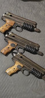 Zmes rôznych vecí na predaj - 16