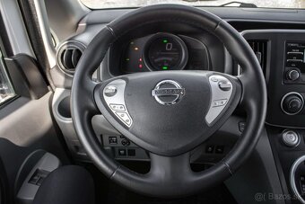 Nissan e-NV200 - 16