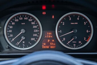 BMW Rad 5 540 i A/T - 16