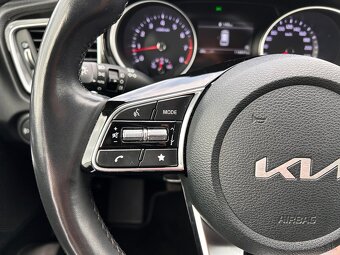 Kia CEED SW 1,5 T-GDi M6 GOLD+LED+NAVI - 16